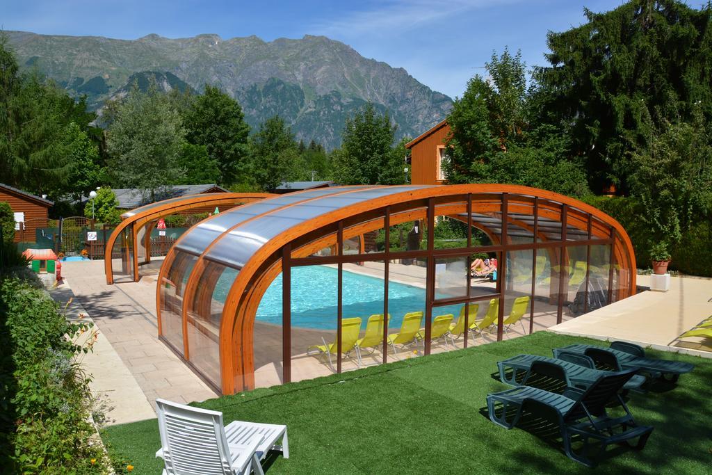 A La Rencontre Du Soleil - Camping Hotel Le Bourg-dʼOisans Eksteriør billede