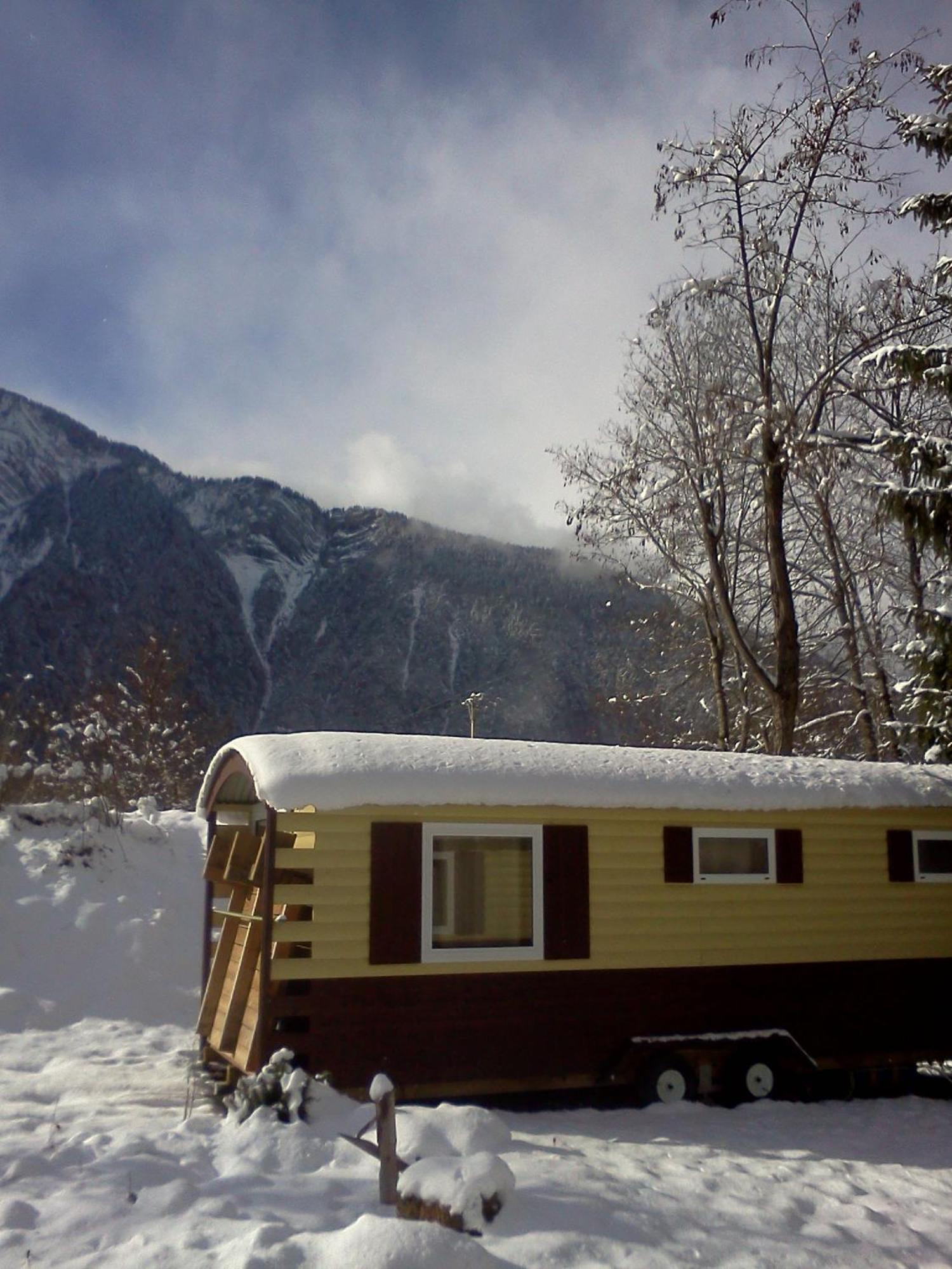 A La Rencontre Du Soleil - Camping Hotel Le Bourg-dʼOisans Eksteriør billede