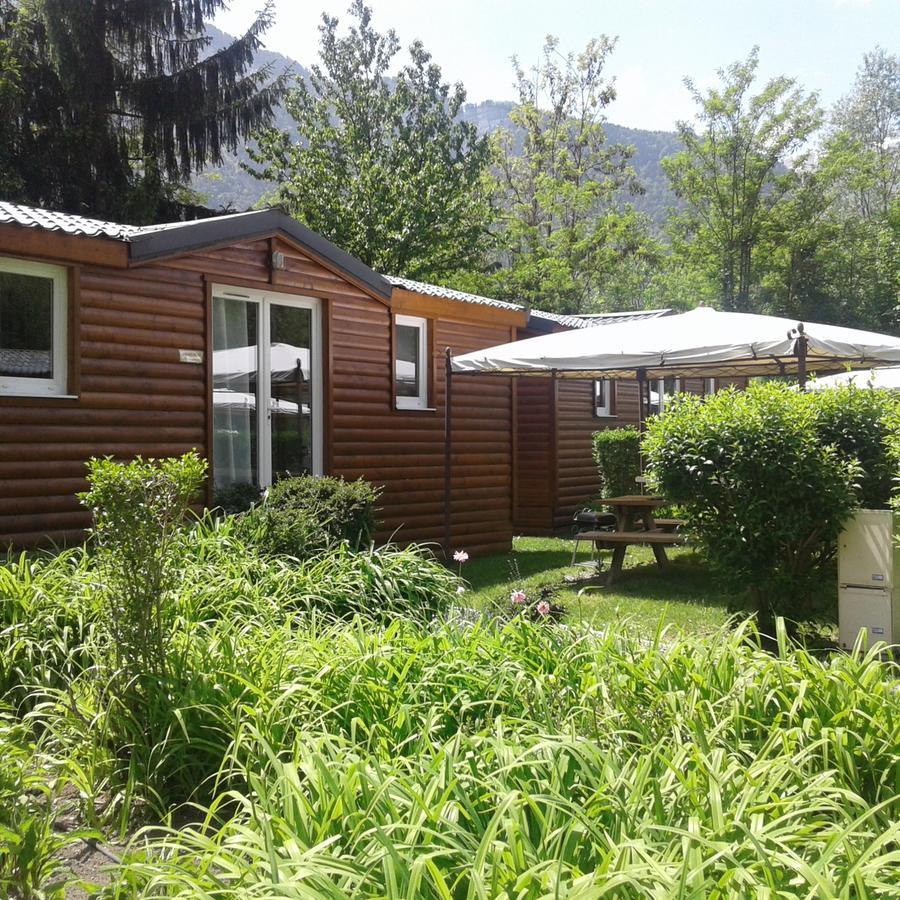 A La Rencontre Du Soleil - Camping Hotel Le Bourg-dʼOisans Eksteriør billede